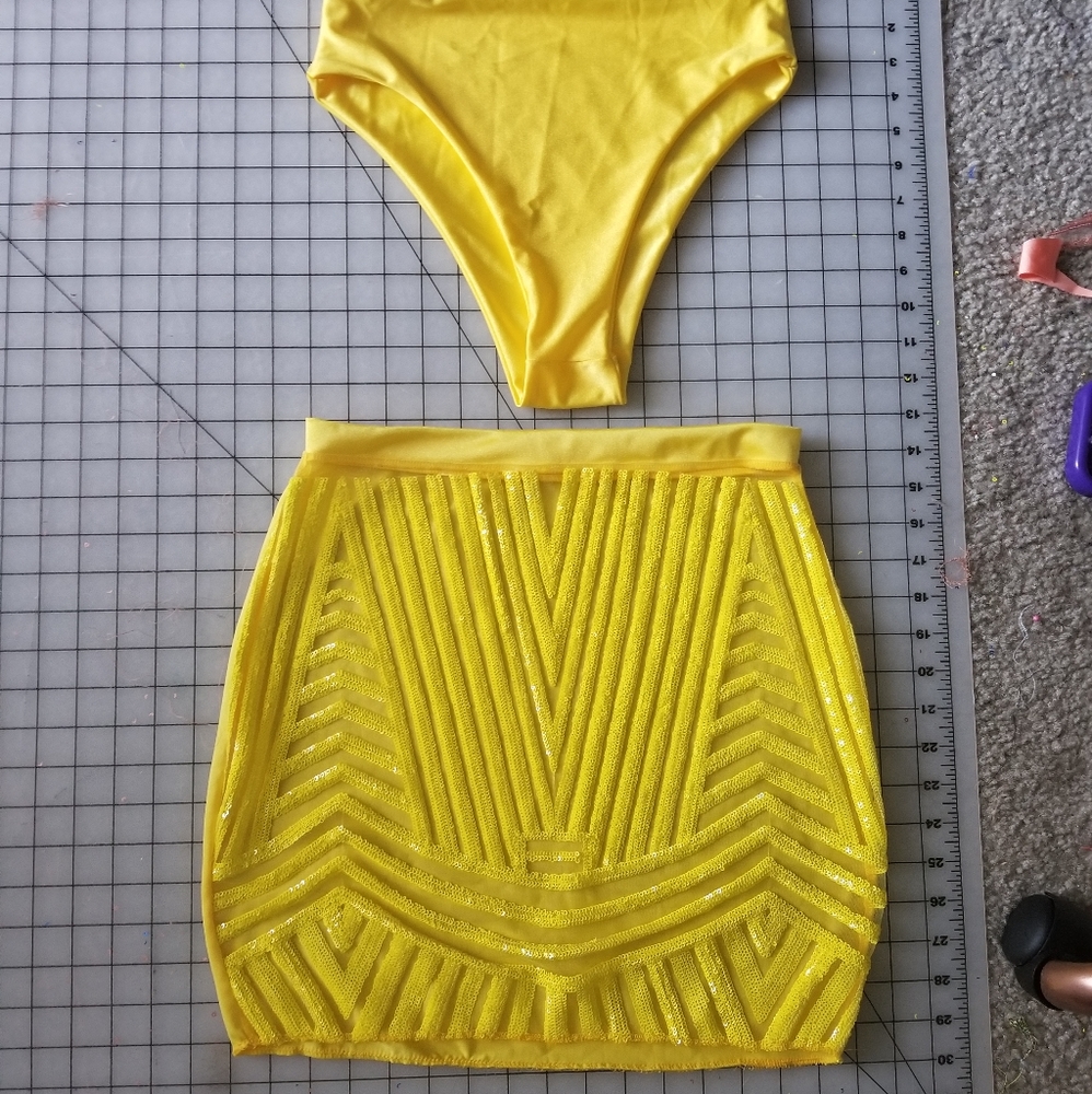 Mesh skirt
